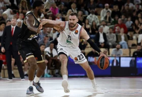 Milanovo "samouništenje" u Monaku i verovatno ispadanje iz priče za plej-in, Žalgiris srušio Bajern